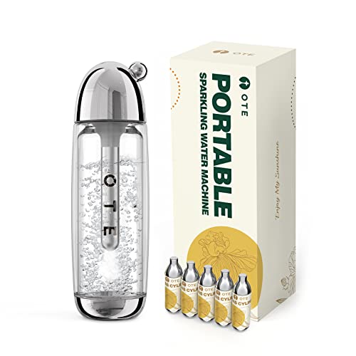 OTE Tragbarer Sprudelwasserbereiter mit 20 CO2-Zylindern, Sprudelwasser Maschine 450ml Compact Size Soda Maker, Sicherer Persönlicher PET-Seltzer Stream Karbonisator, Kein Strom, BPA-frei (Silber)