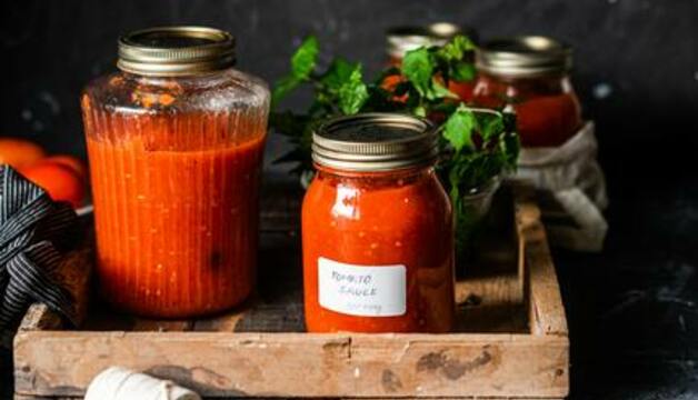 Tomaten-Basilikum Soße